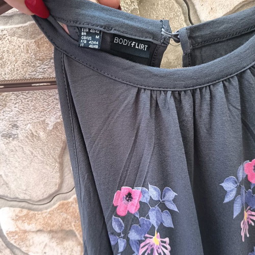 Bonprix top grey size 40/42 like new with elastic hem
