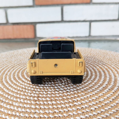 Jeep CJ-7 Bburago 1:24 diecast model with Firestone graphics