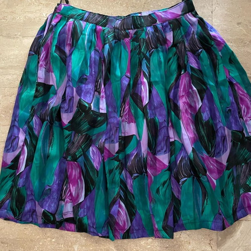 Printed skirt used