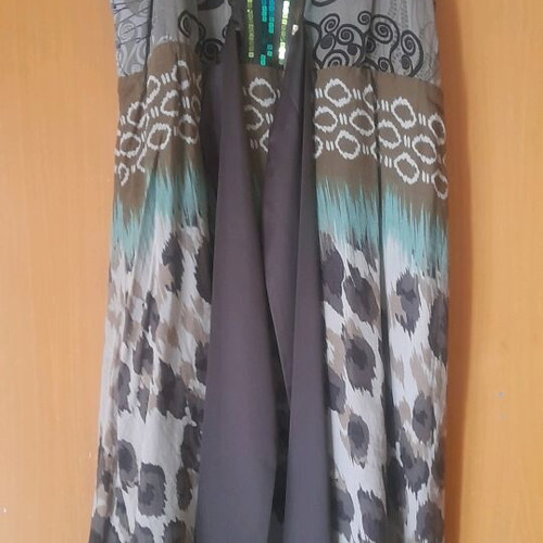 St-Martins women's dress like new, brown with sequins neckline