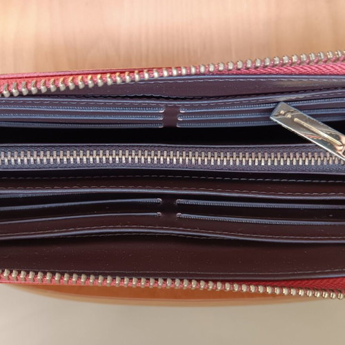 UTERQUE leather wallet red like new