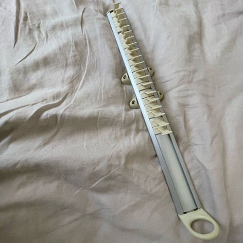 Servetto sliding tie hanger with 20 positions used