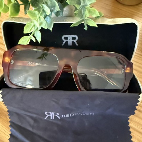 Red Raven Oversized Sunglasses Tortoise Shell Like New