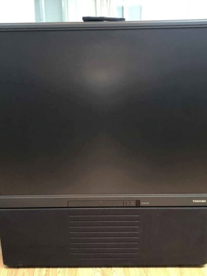 Toshiba 55-inch rear projection TV used