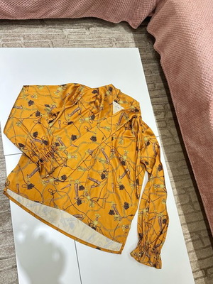Blouse with neck tie like new, orange, size S