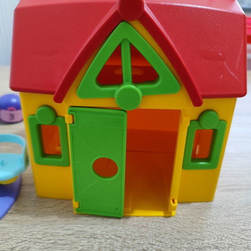 Playmobil 123 playset with figures and accessories used