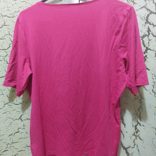 Fuchsia blouse, soft elastic fabric