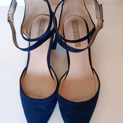 Arte Piedi suede blue pointed pumps with low block heel like new, size 37