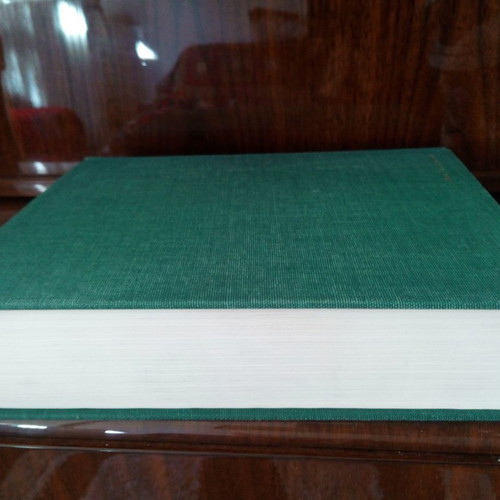 Nelson Textbook of Pediatrics used, 1992 edition, medical book