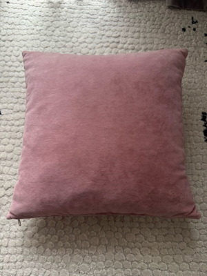 Pink decorative waterproof pillow with zipper like new