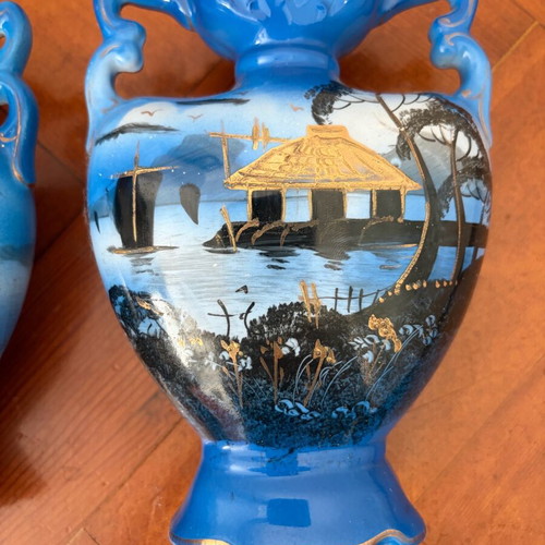 Antique vases from England like new, set of 2 with Japanese motif