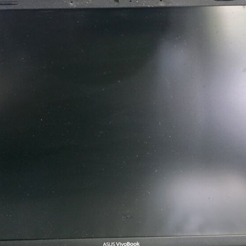 Asus Vivobook 15 like new with Nvidia MX-330 2GB graphics card
