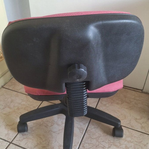 Office chair like new with cambra fabric