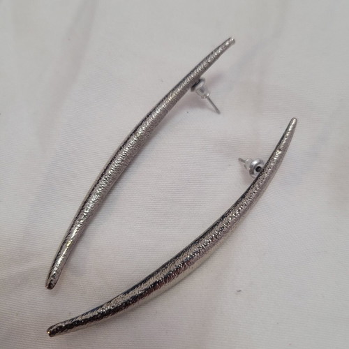 Silver dangling women's earrings