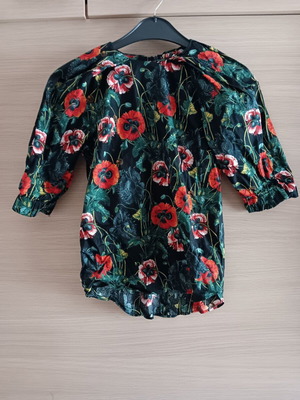 Γυναικεία μπλούζα H&M, μαύρη και κόκκινη, μέγεθος S