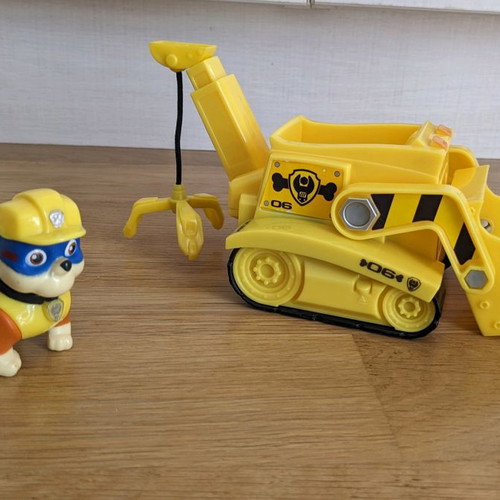 Paw Patrol Skye, Rubble with vehicles