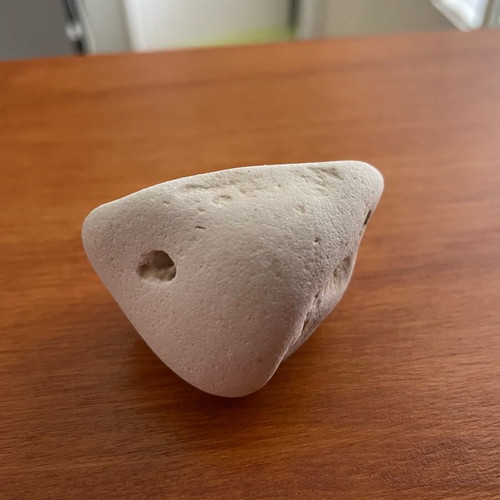 Natural stone with unique eye pattern new