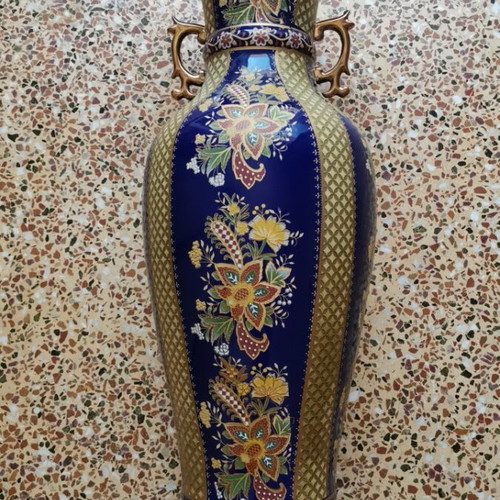 Satsuma porcelain floor vase like new, 59 cm, floral cobalt blue