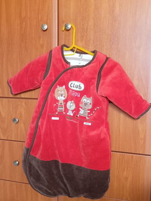 Baby sleeping bag with sleeves like new, red and brown velvet