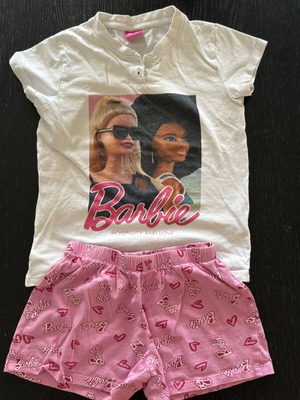 Barbie pajama set like new, size 128 cm, pink