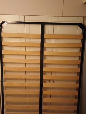 Anatomic Bed Frame 140×200 like new