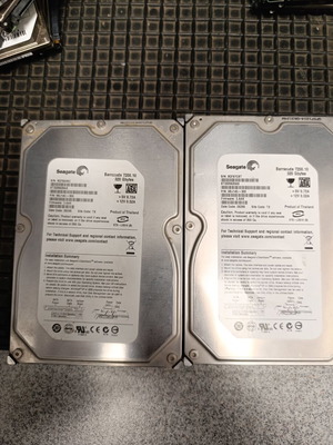 Seagate Barracuda 320GB HDDs used, pack of 2, 3.5"