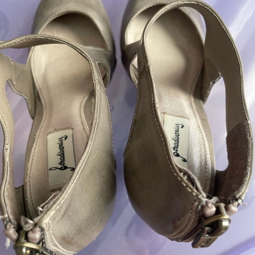 Stradivarius high heels like new with back zipper, gray, size 38