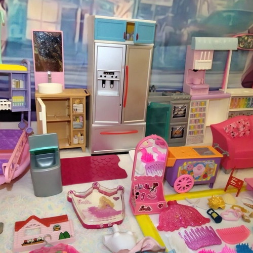 Barbie Mattel large set with furniture, 8 dolls, 9 animals, accessories
