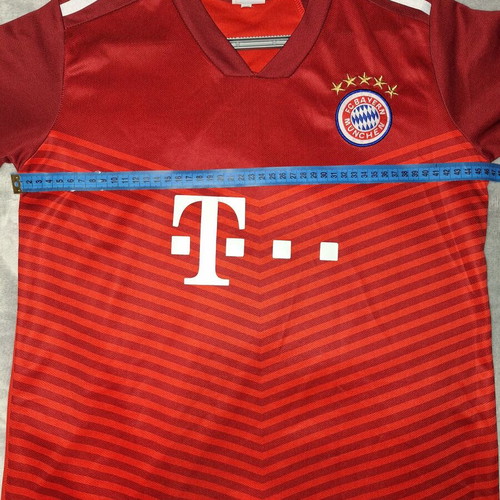 Lewandowski Youth T-shirt like new