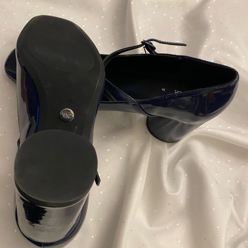 Zara Mary Jane shoes new, dark blue patent leather, size 38