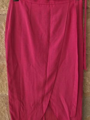 River Island Hot Pink Wrap Midi Skirt like new, size M