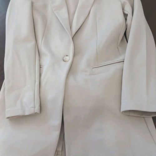 Zara suit jacket and pants set, beige, 5% elastic, like new