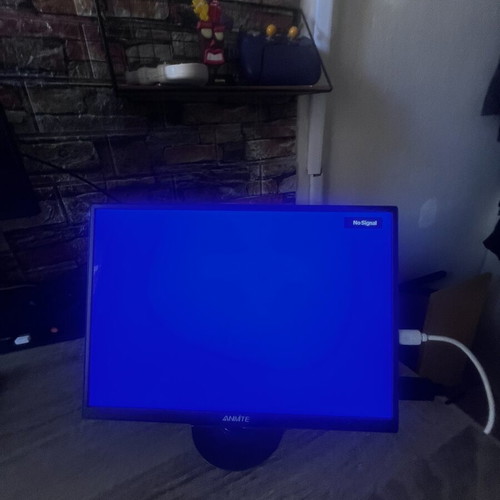 Anmite 10.5" portable monitor with stand and HDMI