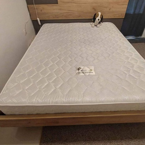Bed with mattress from Tiniakos, like new