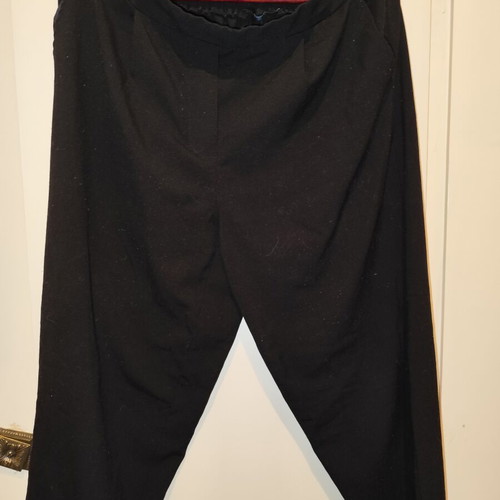 Pink Woman black pants XXL used with elastic waist and pockets