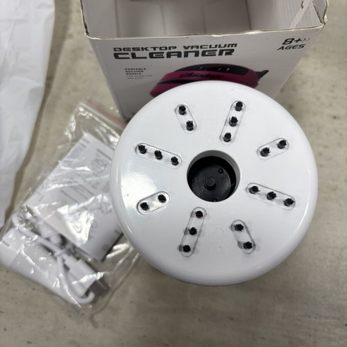 Mini Robot Desk Vacuum Cleaner, white