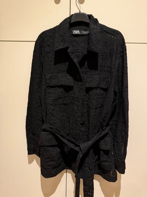 Zara shirt medium black like new