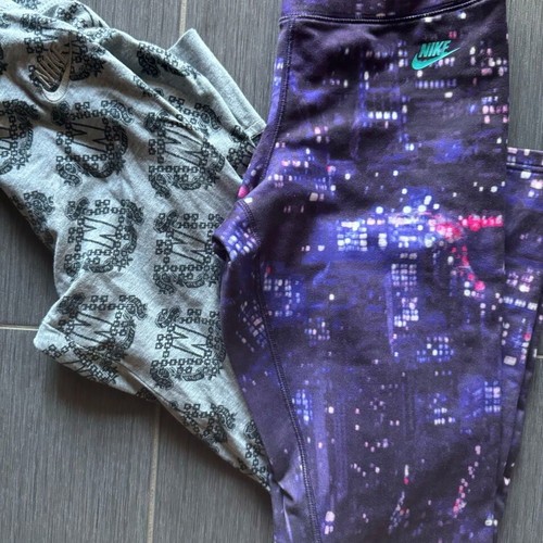 Nike leggings used, pack of 2, xsmall, grey and multicolor