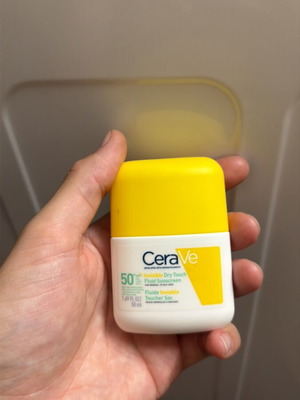 Cerave Dry Touch Invisible SPF50 Fluid Sunscreen new