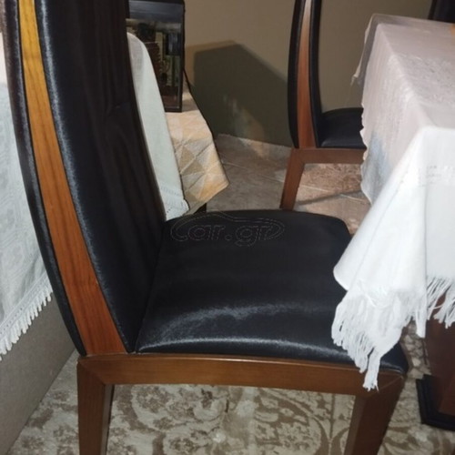Chair solid walnut wood with leather like new