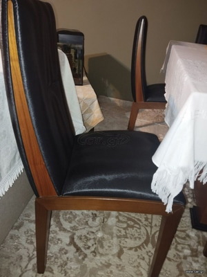 Chair solid walnut wood with leather like new