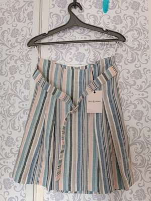 Anna Riska cotton skirt new with tag