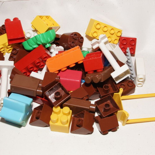 Abric-Ecoiffier farm blocks used with figures