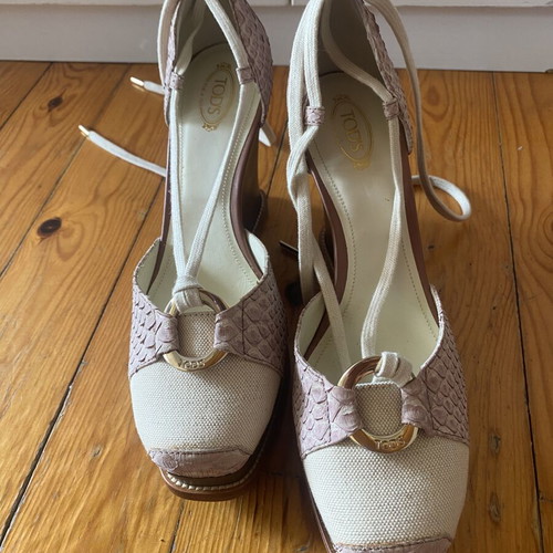 Tod's platform shoes size 40 new, beige and pink