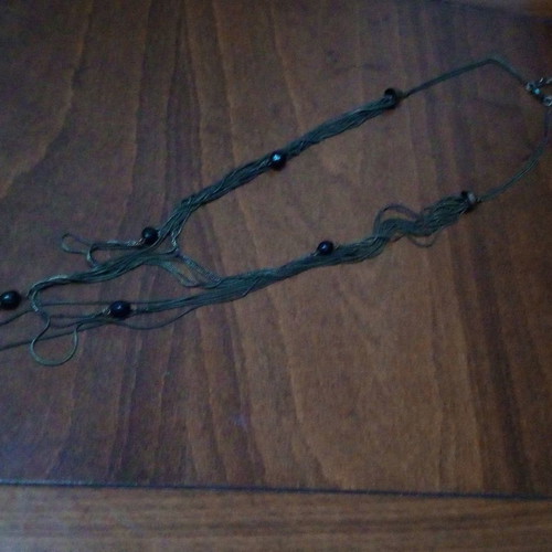 Messy style bayadere necklace used with chain and anthracite pearls