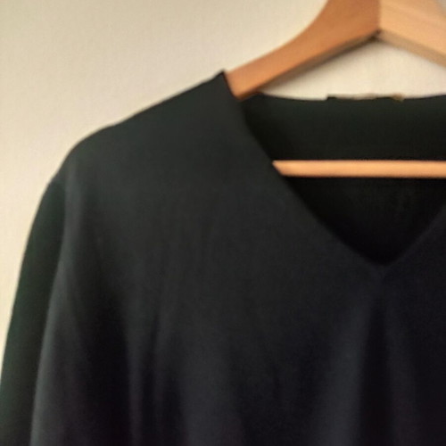 Bellwood men's blue V-neck merino wool sweater like new S/M