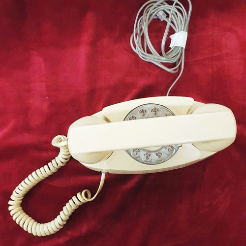 Western Electric telephone used, American