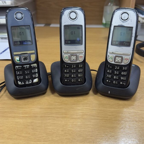 Gigaset A415 cordless phone, pack of 3, black
