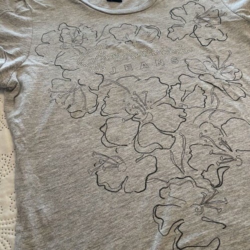 Guess women's T-shirt used, grey with black tropical flower design, size L