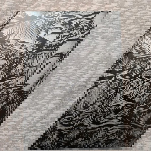 HP Lovecraft's At The Mountains Of Madness Deluxe Edition Gou Tanabe like new